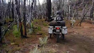 BMW 1200GS Adventure V. KLR 650.MOV