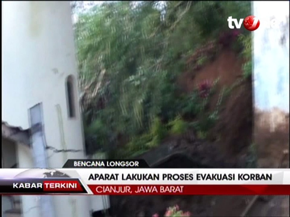 Longsor di Cipanas, 3 Korban Terjepit Reruntuhan