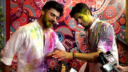 (VIDEO) Sidharth Malhotra, Alia Bhatt, Fawad Khan Play Holi