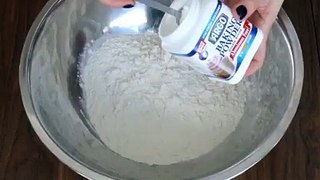 4-Ingredient Ice Cream Muffins