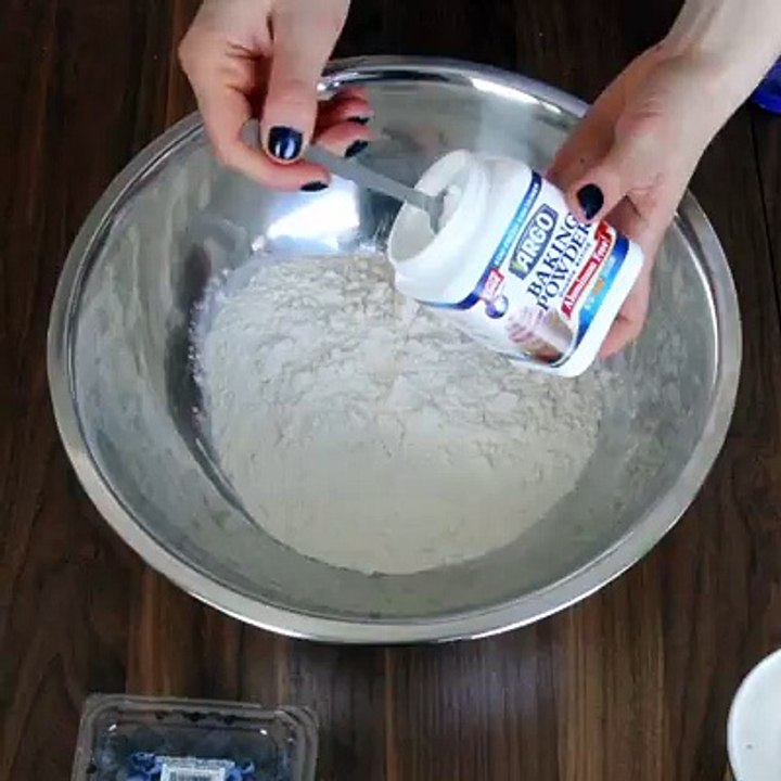 4-Ingredient Ice Cream Muffins