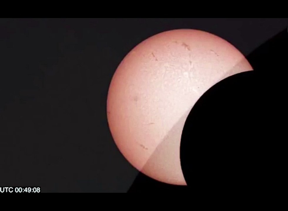 Solar eclipse passes over Pacific