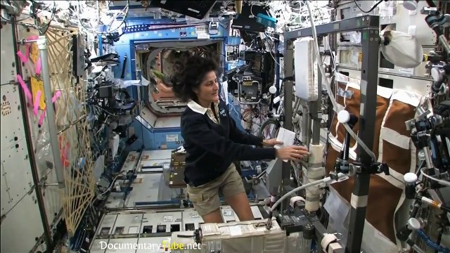 Departing Space Station Commander Provides Tour of Orbital Laboratory (1080p, 60fps)