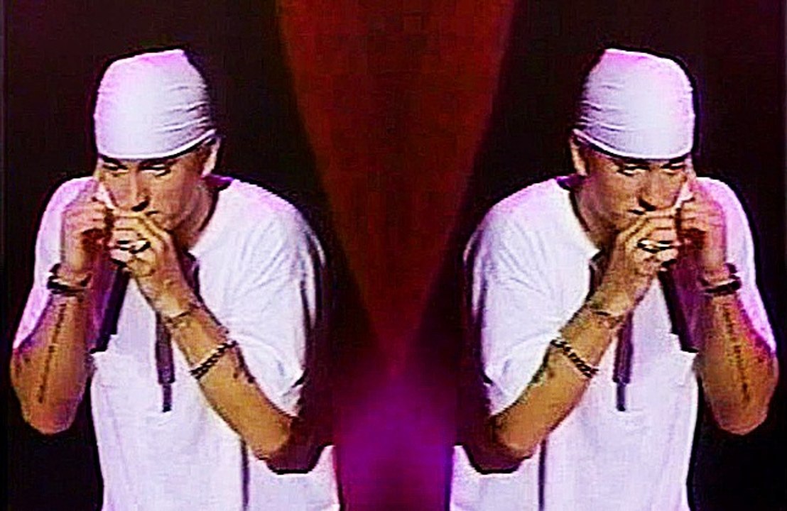 AMT2 - Eminem Live at Tweeter Center in Camden, 2002 (PART 1)