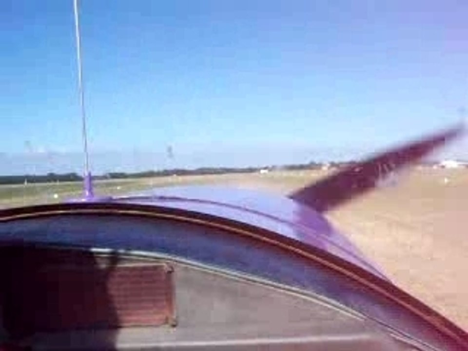 Atterrissage à Oleron en Jodel D112