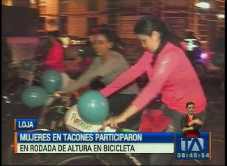 Mujeres en tacones participaron en rodada de altura para incentivar el uso de la bicicleta