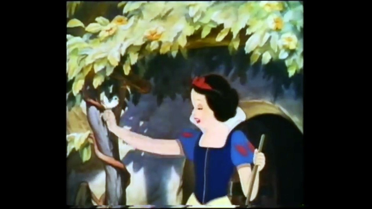 Tráiler de Blancanieves y los siete enanitos en VHS