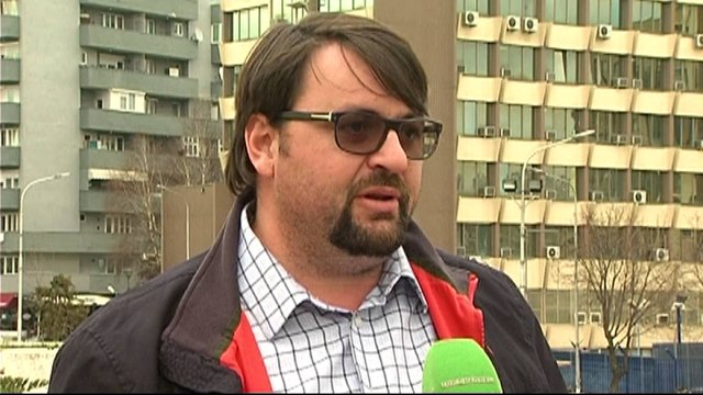 Kuvendi i Kosovës, skaner për të kapur gazin lotsjellës - Top Channel Albania - News - Lajme