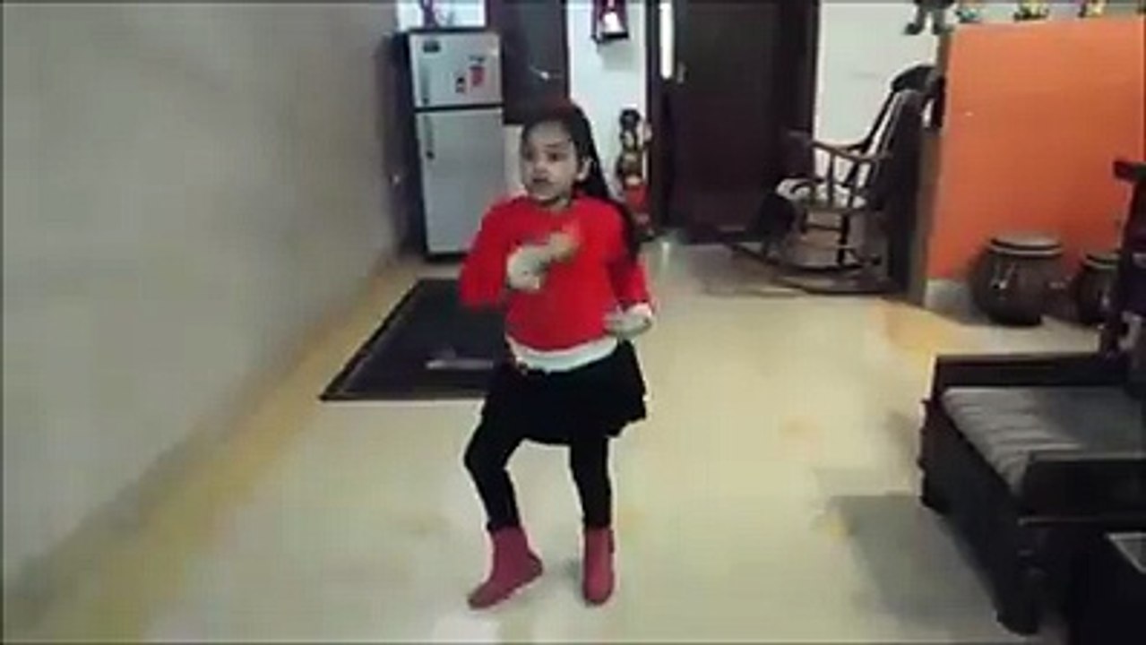 Chittiyan kalayian in Girl Version