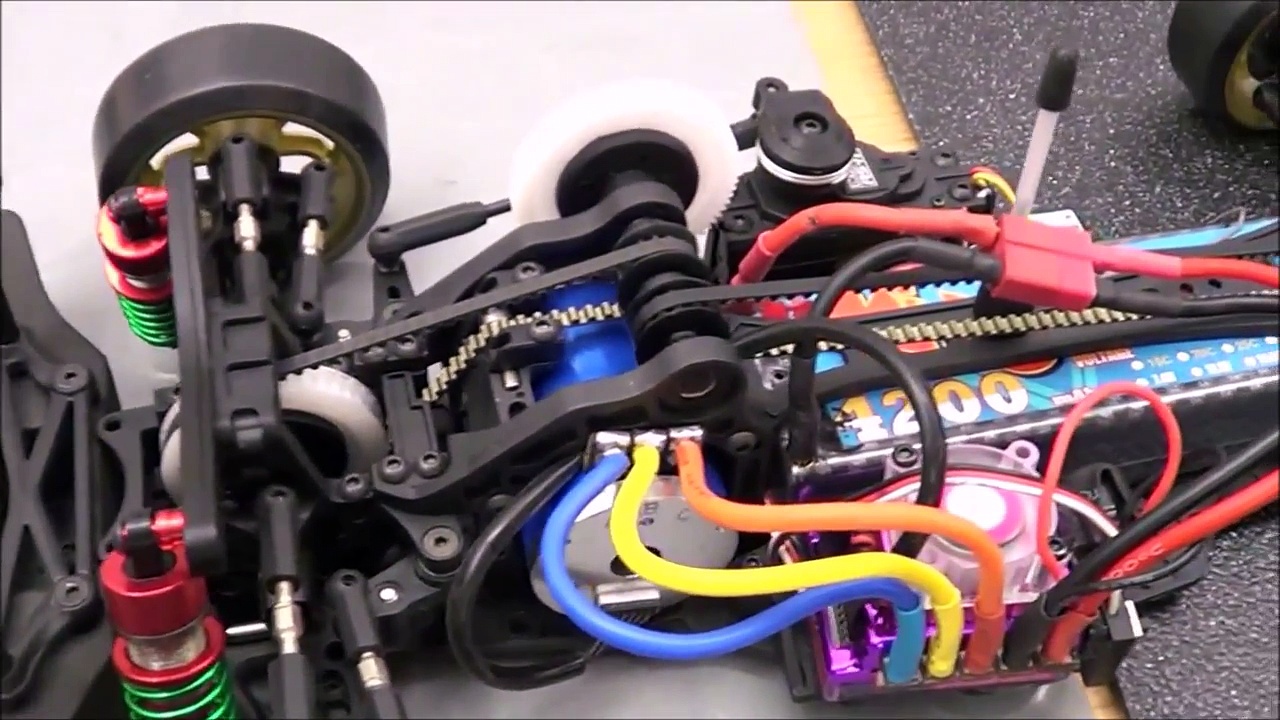 RC Electric Cars - RC Honda Odyssey DRIFTING