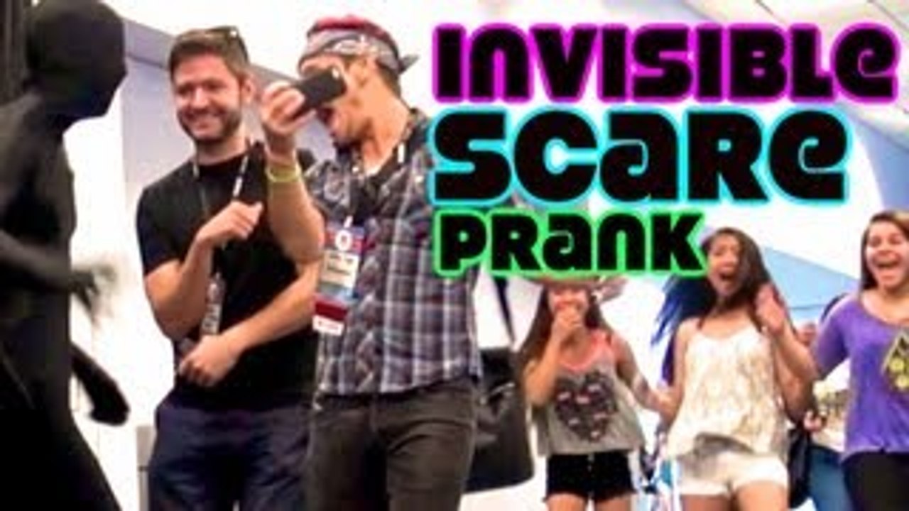 INVISIBLE SCARE PRANK!