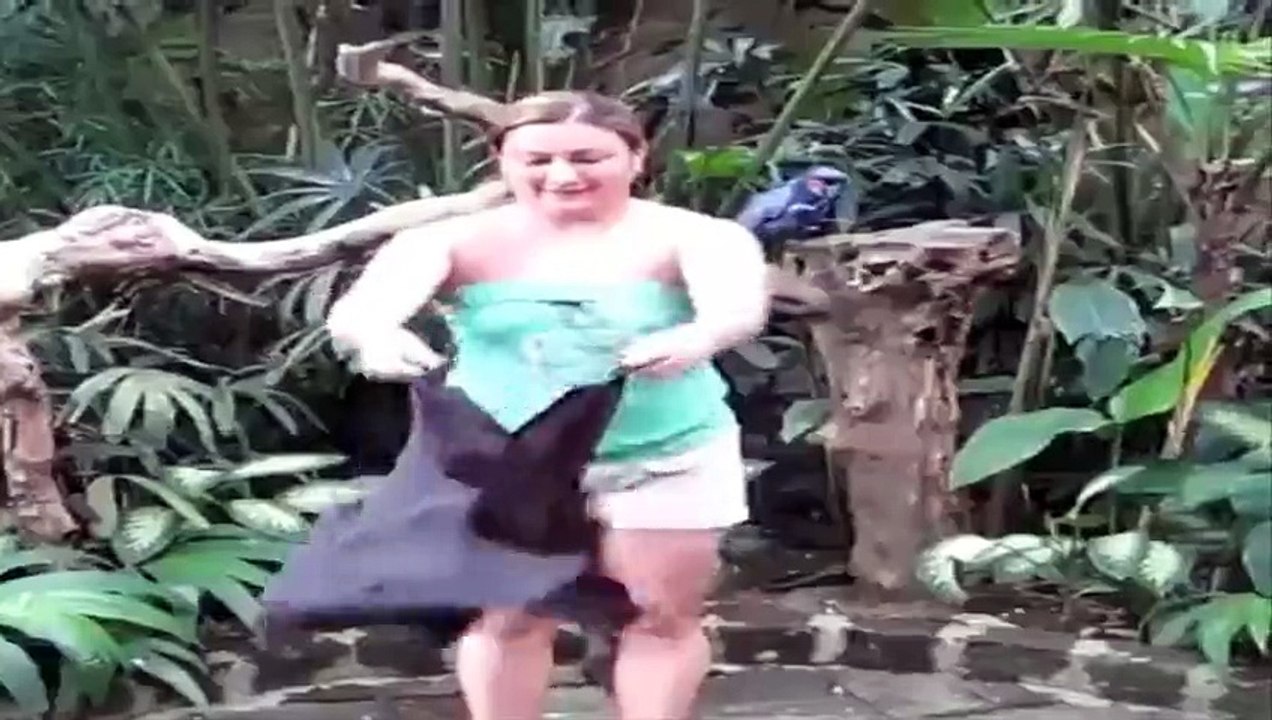 LARGEST BAT IN THE WORLD CAPTURED