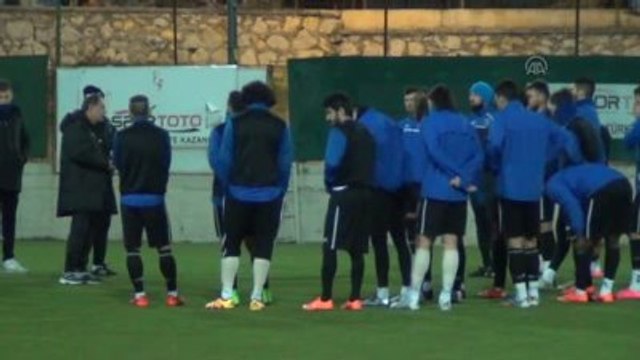 Kardemir Karabükspor Teknik Direktörü İldiz