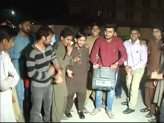 Pak angry Fan Tv Broken After Lost India In Multan