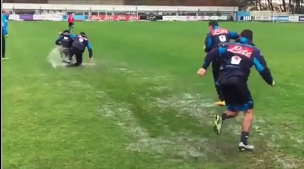 Napoli Training Dive in the wet grass Gonzalo Higuaín, Pepe Reina, Callejon