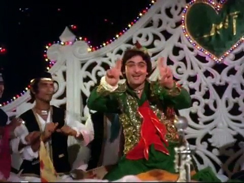 Amar Akbar Anthony (1977) - Bollywood Movie - Amitabh - Vinod - Rishi