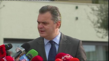 “Referendumi, një marrëzi” - Top Channel Albania - News - Lajme