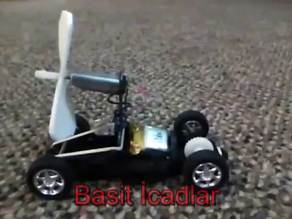 pervaneli oyuncak araba