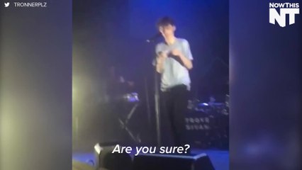 Singer Troye Sivan Helps A Fan Come Out To Her Mom