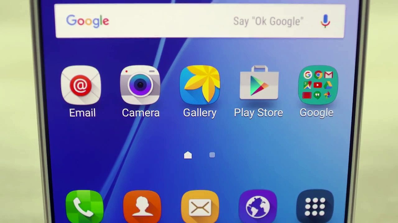 Samsung Galaxy A9 - Unboxing _ Hands On!