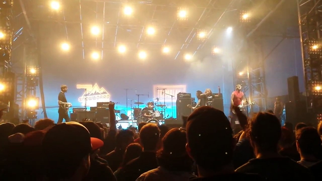 Strike Anywhere - Sunset on 32nd Street @ Quebec Snow Jamboree 2014