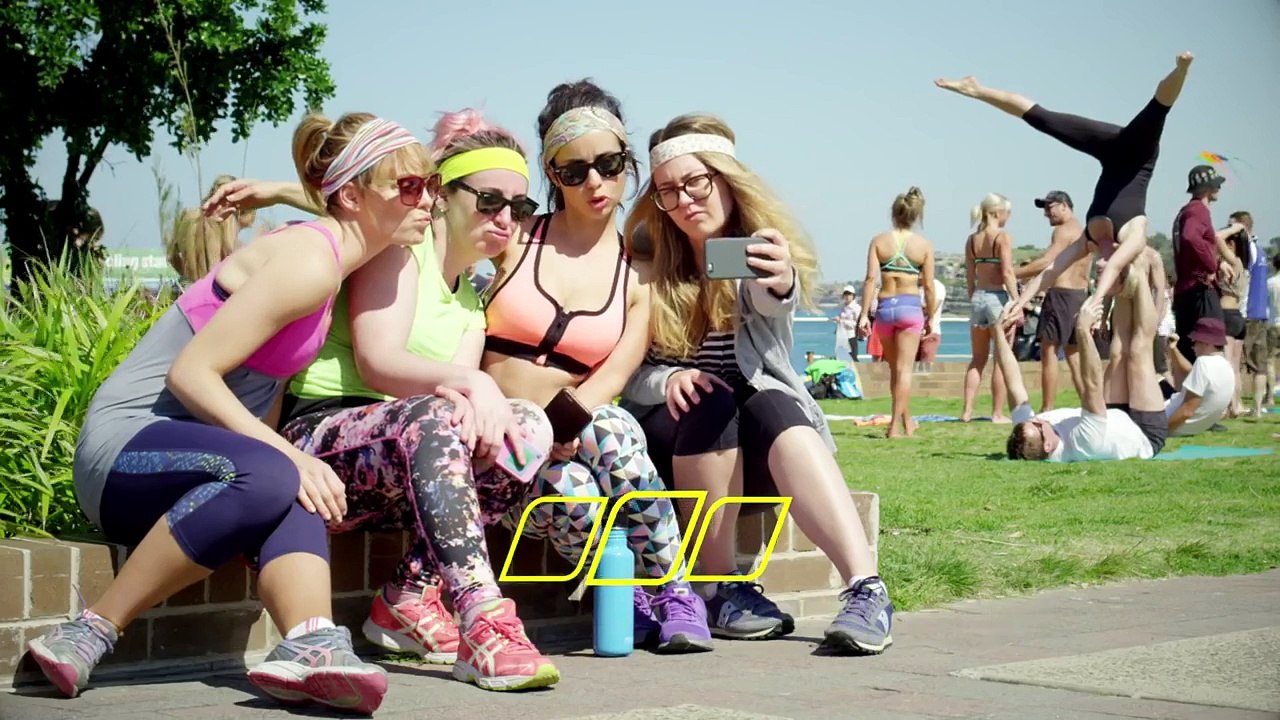 ACTIVEWEAR
