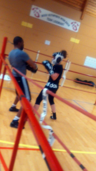 ENTRAÎNEMENTS BOXE ANGLAISE AU BOM