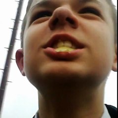 Eating Raw Onion Challenge - SquweekDaws