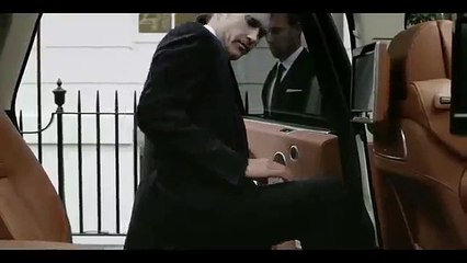 Range Rover Autobiography Black long wheelbase 2014 official video