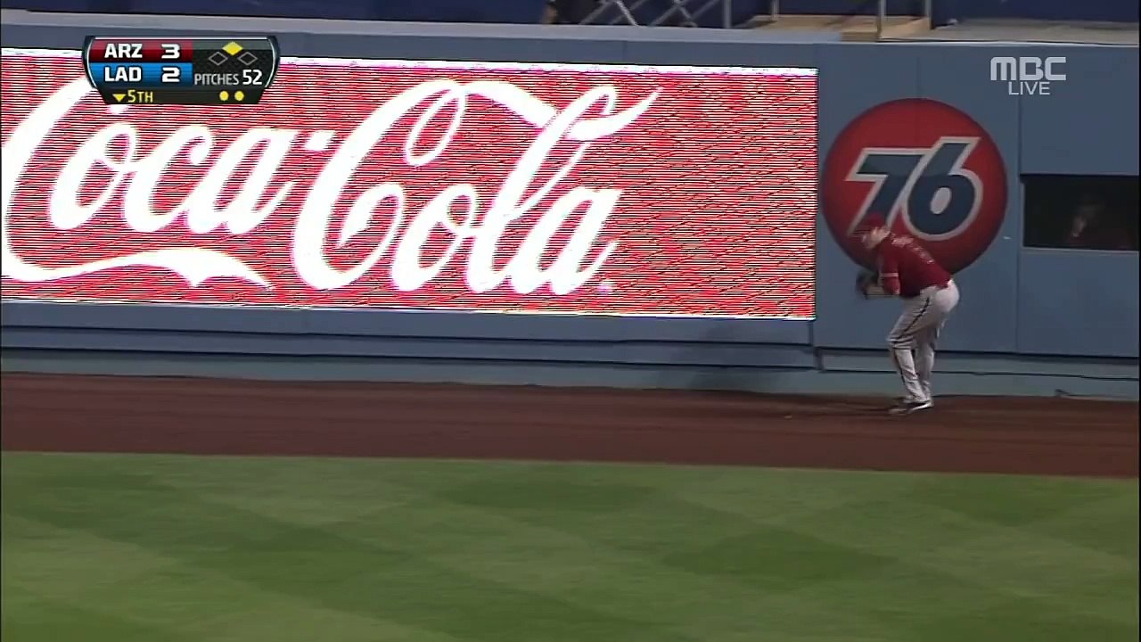 류현진, 통쾌한 첫 3루타 작렬! 애리조나전!