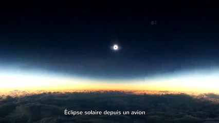 Éclipse solaire depuis un avion
