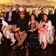 When food session starts in desi wedding !! aur khana khul gaya !!!