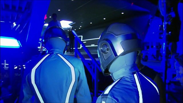 TRON LEGACY Behind the Scenes Footage Daft Punk