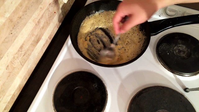 Соус бешамель для лазаньи. Приготовить рецепт соуса легко!