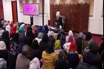 136حضور!میری کلاس میں لڑکی کہتی ہے کہ قادیانیوں پراعتبار نہیں کرناچاہیے،اُسے کیاجواب دیاجائے؟