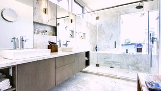 Ablagefläche Im Badezimmer Einbau Regalen Wand Optik Marmor Fliesen