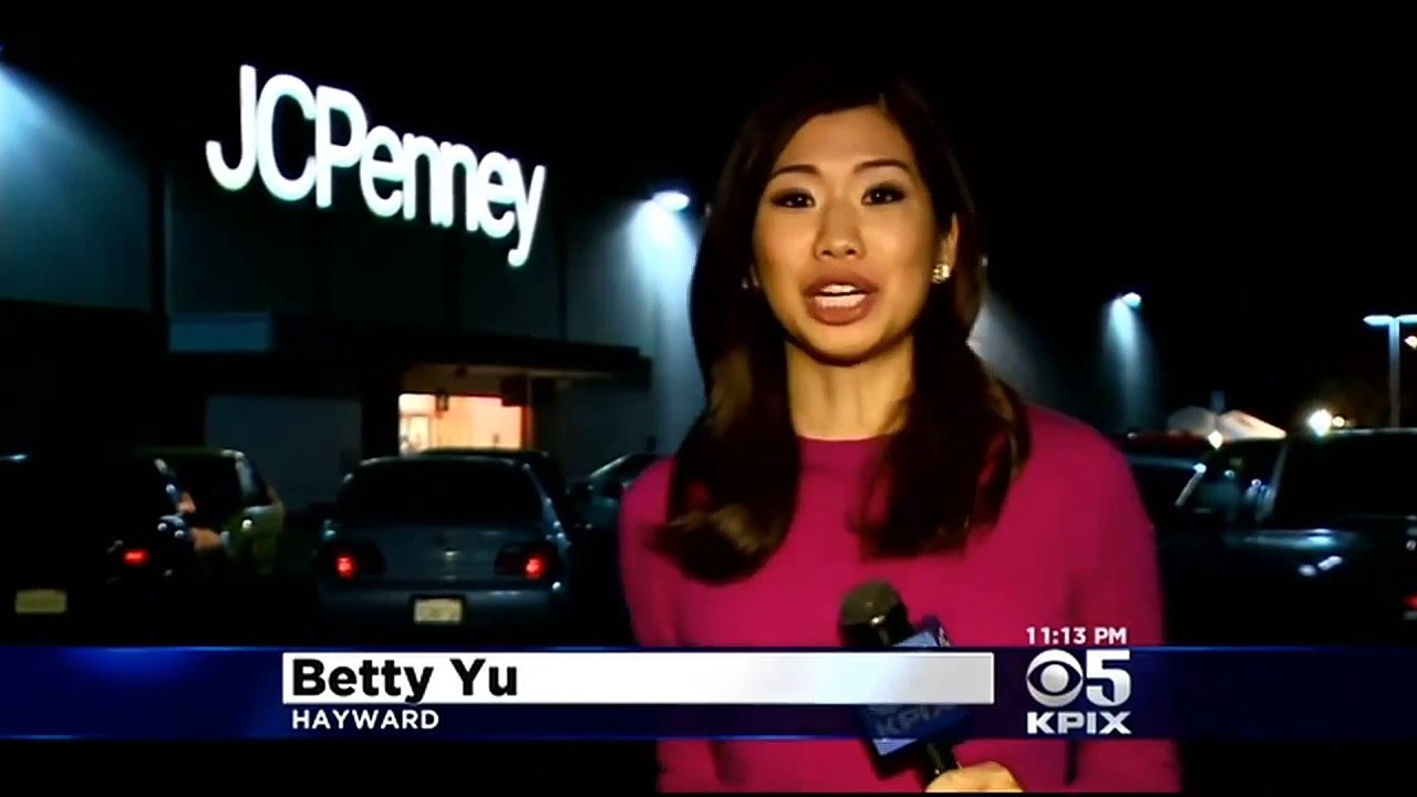 Venomous Scorpion Falls Out Of Dress As Woman Tries It On At Hayward JC Penney Store