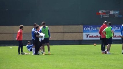Eto'o'ya Brezilya Usulü Doğum Günü Sürprizi