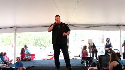 Scott Michael sings 'Long Black Limousine' Elvis Week 2015