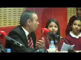 Paulino Rivero es entrevistado por niños en Radio Nacional