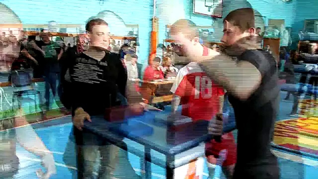 Соревнования по армрестлингу