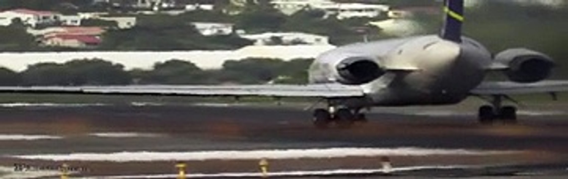 Dünyanın En Tehlikeli Havaalanı Yok Böyle Bir Şey