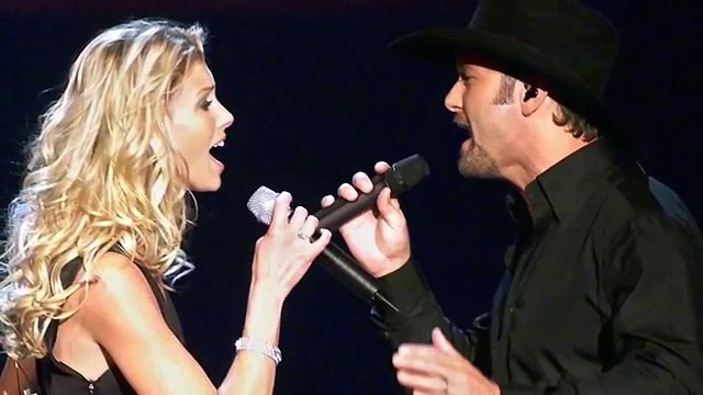 Tim McGraw Gets Emotional Describing Wife Faith Hill - Master Class