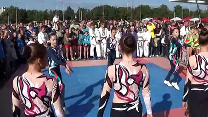 Спортивная аэробика - показательное выступление (Сумы)