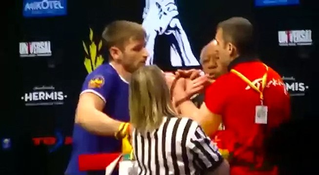 Чемпионат Мира по армрестлингу 2014. Георгий Хубаев - Энгин Терзи 70 Khubaev - Terzi