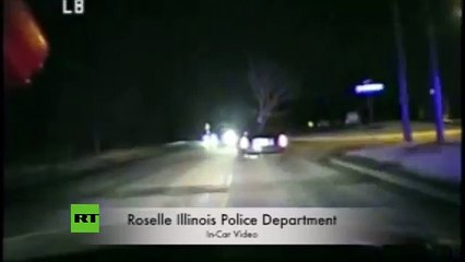 Mujer en estado de ebriedad chocó con un árbol y siguió manejando como si nada