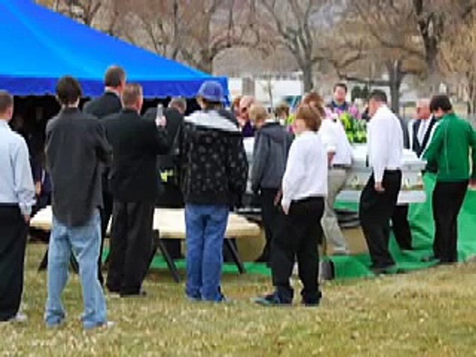 Elle a 17 ans et elle vient d’accoucher. elle doit mourir et la raison est tragique!