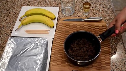 How to make chocolate bananas on a stick