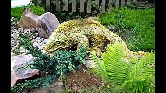 Удивительные скульптуры для дачи