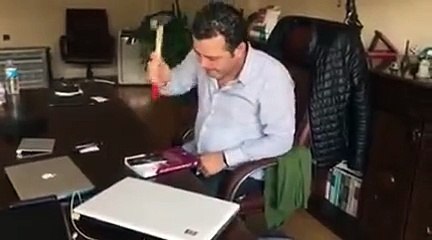 ilginç telefon kapatma yöntemi